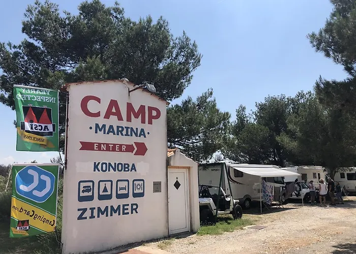 Rooms Camp Marina