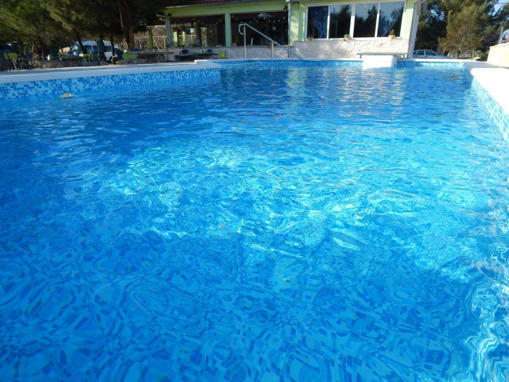Camp Marina * Lozovac